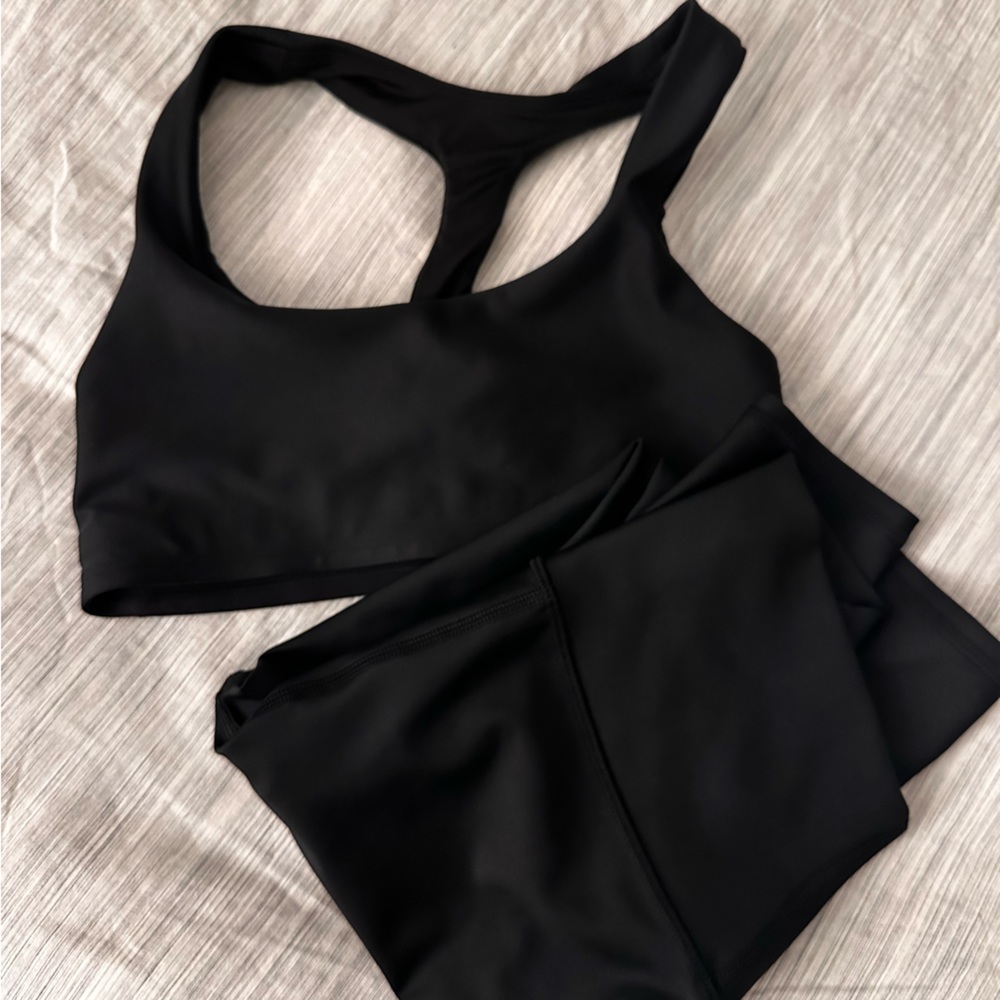 Black Alo Yoga set! XS